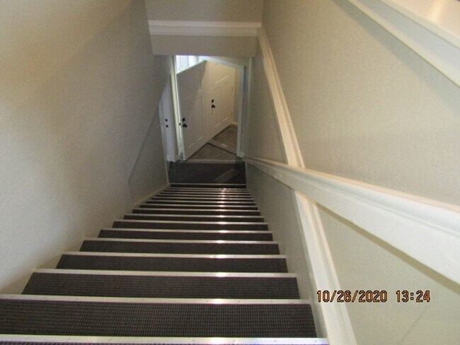 Primary Photo - 810 N 5th St