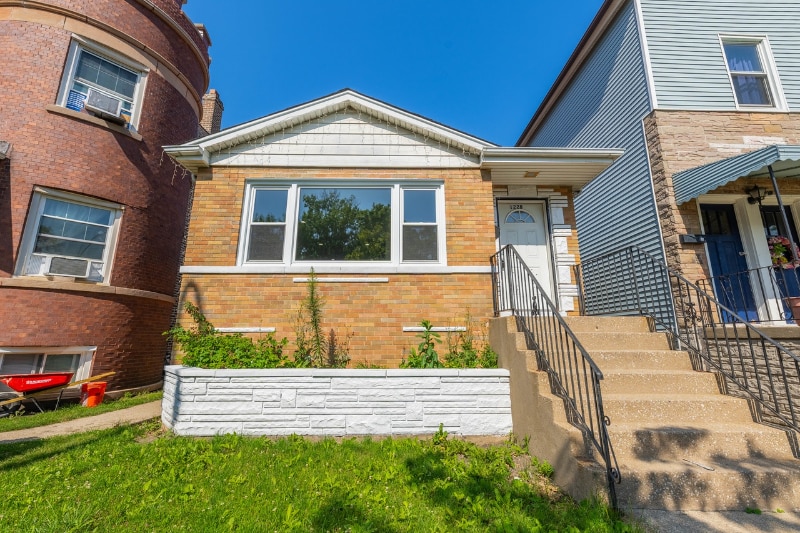 Building Photo - 1228 S 50th Ave