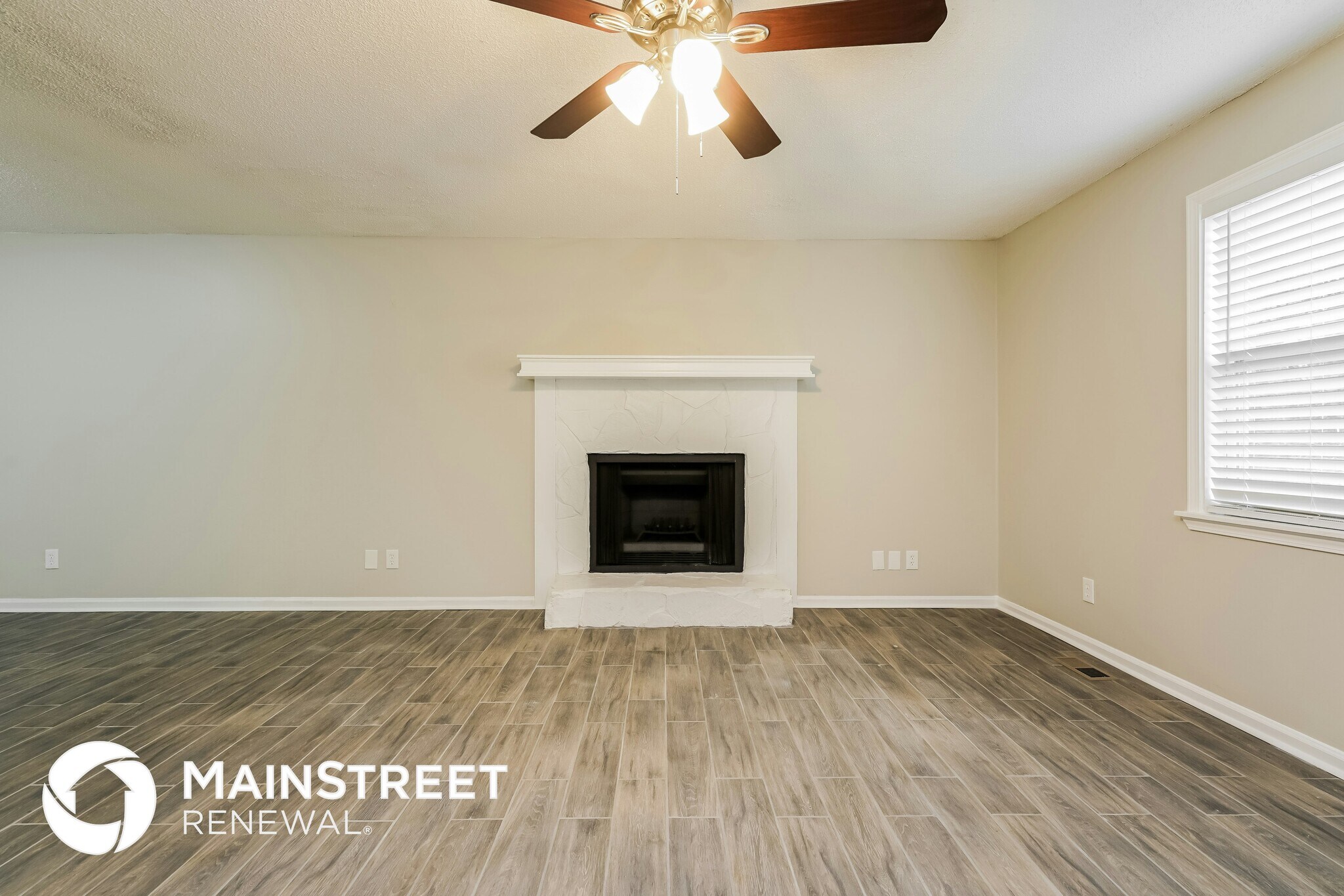 Building Photo - 2488 Carol Cir