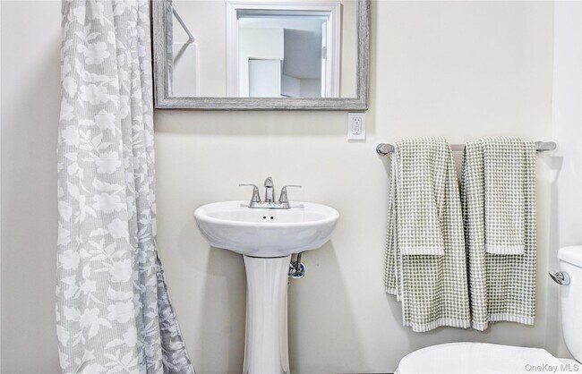 Building Photo - 9 Moka Pl