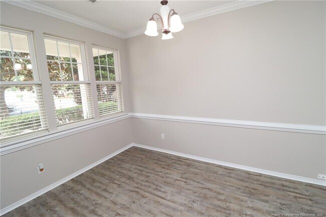 Building Photo - 805 Meeting Hall Dr
