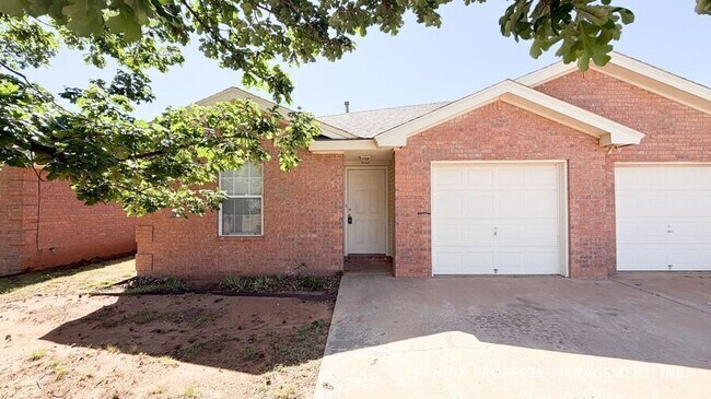 Building Photo - 9702 Ave. U-B