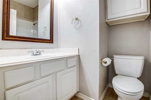 Building Photo - 1416 Sussex Dr