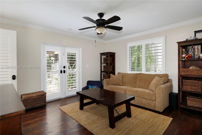 Building Photo - 6461 SW 74th St