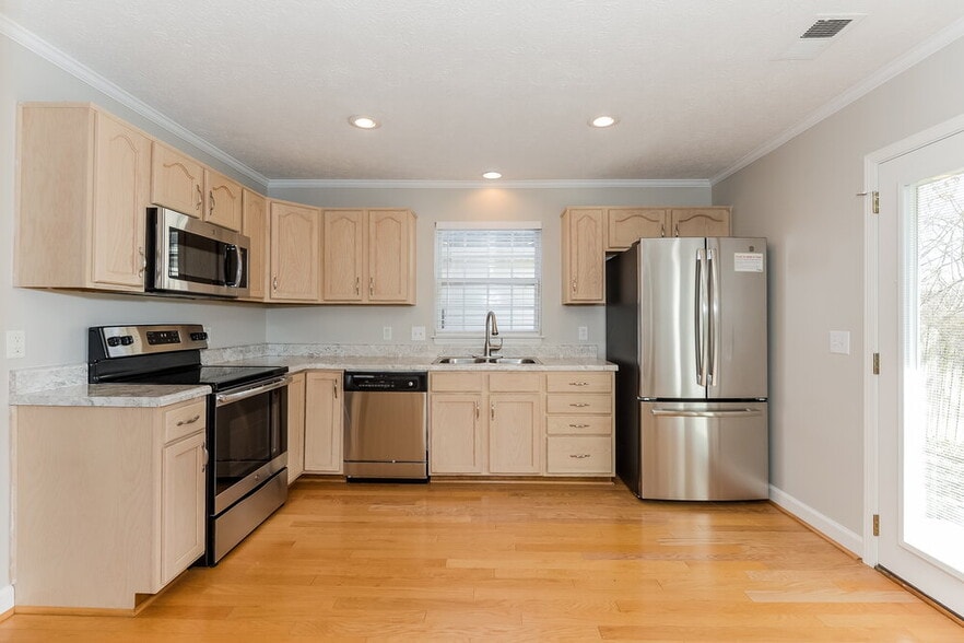 Building Photo - 3236 Penn Meade Way