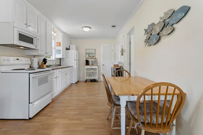 Building Photo - 312 Water St