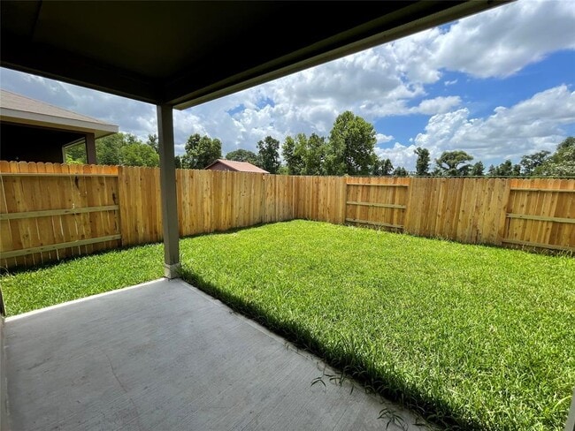Building Photo - 9852 Grosbeak Ln