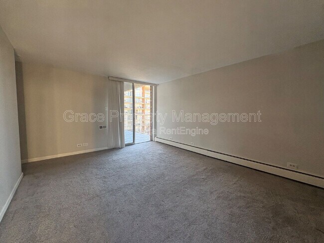 Building Photo - 407 Eudora St