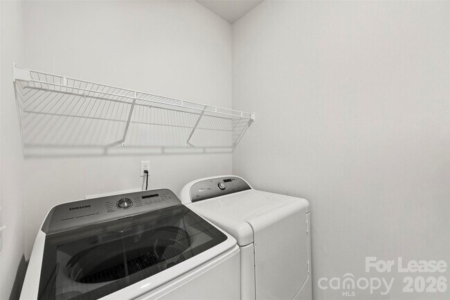 Building Photo - 3014 Oxtail Ct