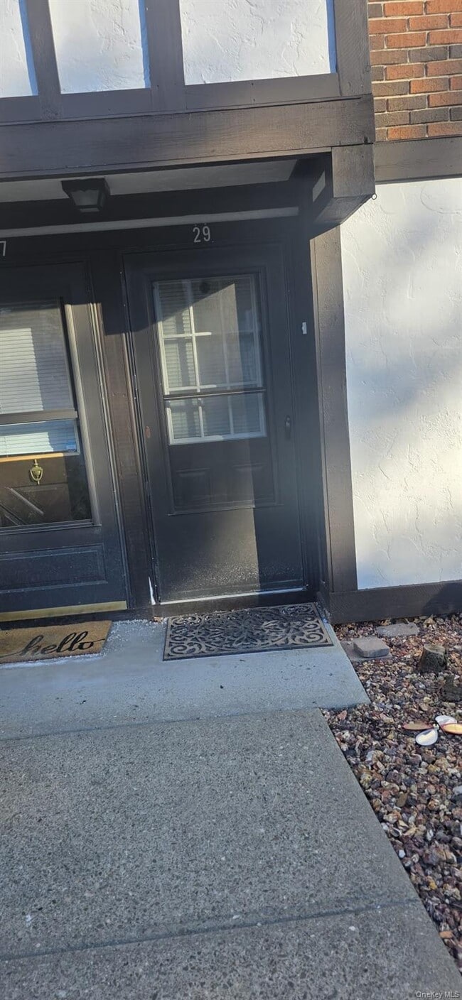 Building Photo - 29 Brittany Dr