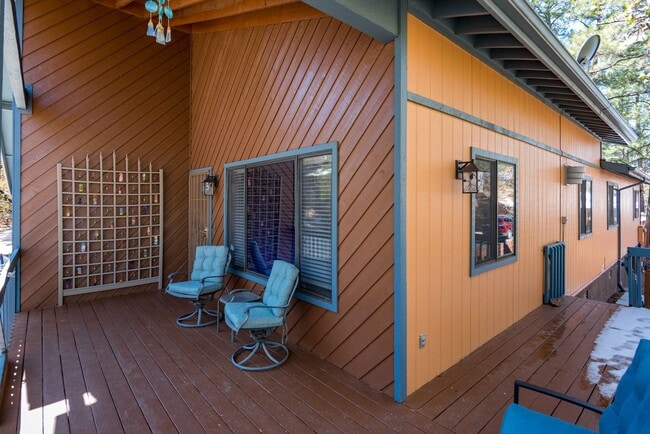 Building Photo - Four Bedroom in the Pines of Prescott