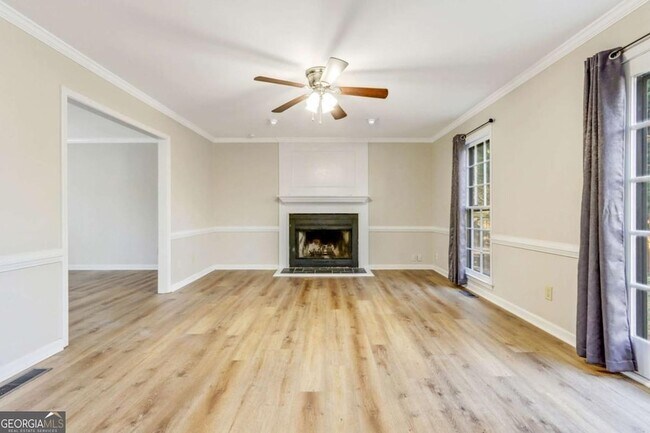 Building Photo - 4365 Burnleigh Chase NE