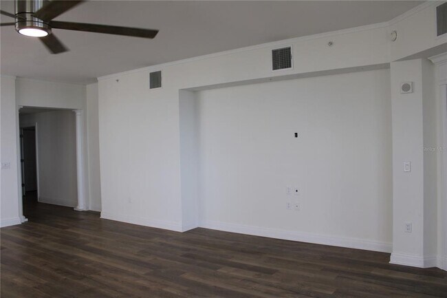 Building Photo - 2825 Terra Ceia Bay Blvd