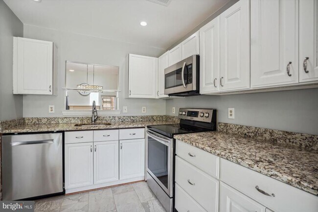 Building Photo - 13508 Coates Ln