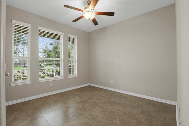 Building Photo - 8903 Lost Castle Wy