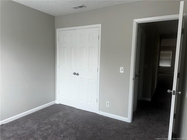 Building Photo - 6732 Willowbrook Dr