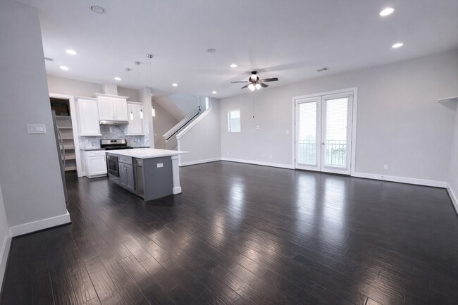 Building Photo - 10806 Warwana Rd