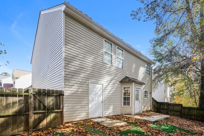 Building Photo - 86 Springbottom Dr SE