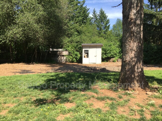 Building Photo - 22120 S Leslie Ave