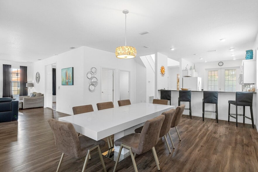 Building Photo - 4843 S Acree Point