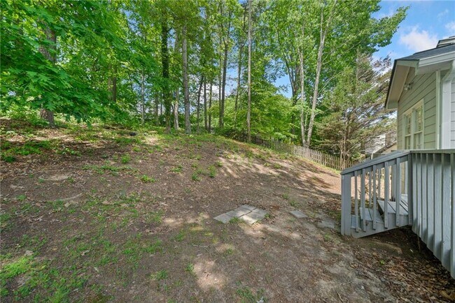 Building Photo - 5590 Princeton Oaks Dr