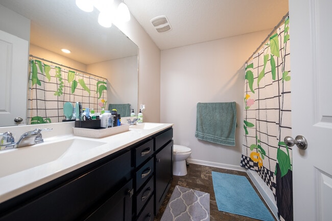 Building Photo - 8525 Titanium Cir