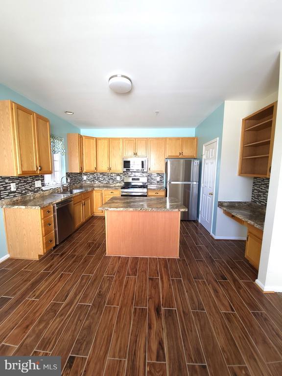 Building Photo - 22746 Bayside Way