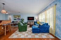 Building Photo - 11176 110th Way N