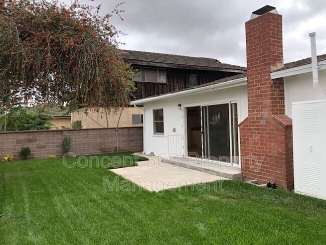 Building Photo - 3153 W 155th St