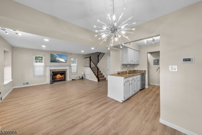 Building Photo - 1 Almond Dr