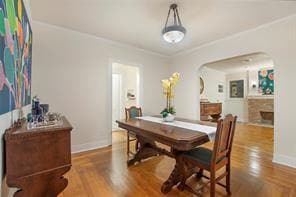 Building Photo - 5843 Vanderbilt Ave