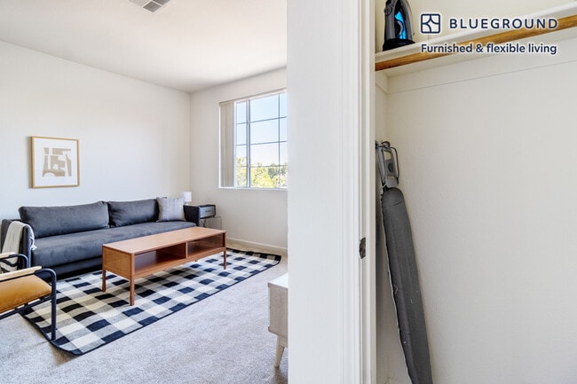 Building Photo - 3190 Rubino Dr