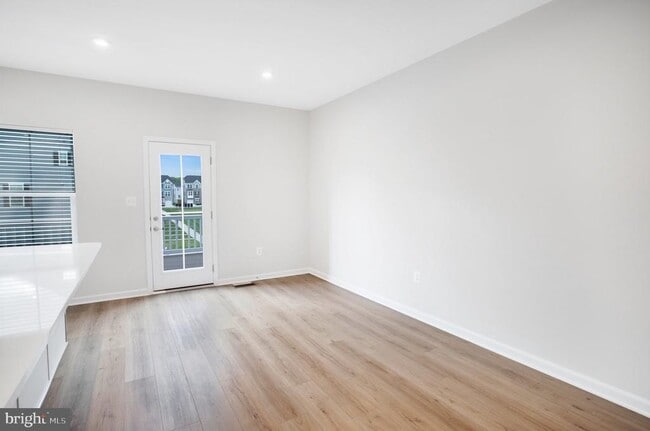 Building Photo - 9346 Tanfield Dr