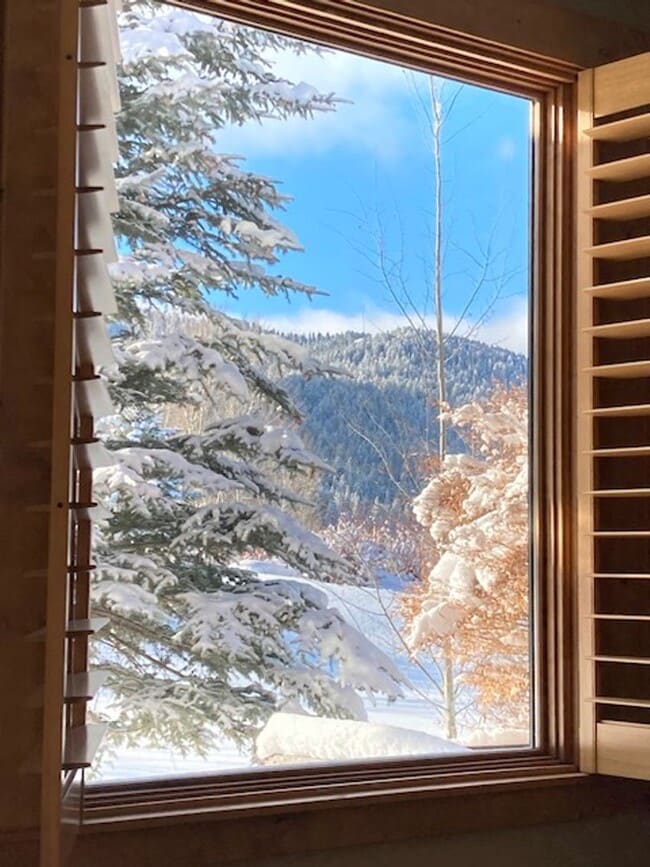 Building Photo - Available 11/1/25- 4 BR Teton Springs Home...