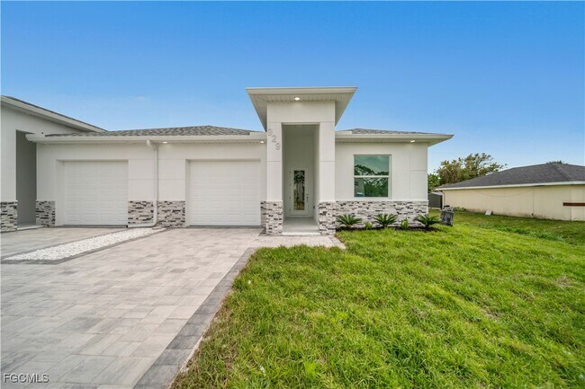 Building Photo - 1155 Countess Ave