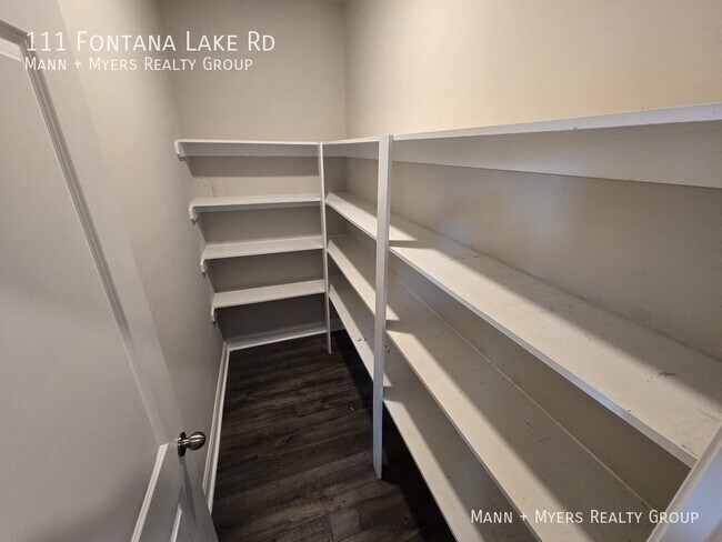 Building Photo - 111 Fontana Lake Rd