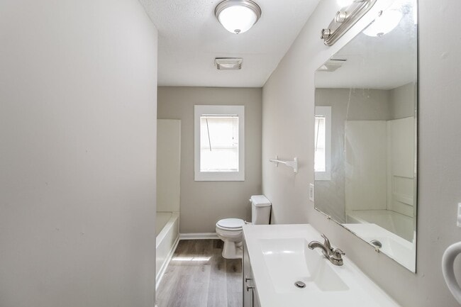 Building Photo - 3BR / 2BA Home for Rent in Griffin, GA – First Month FREE