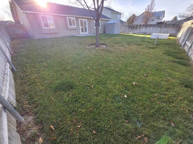 Building Photo - 7630 Cedarbrook Dr