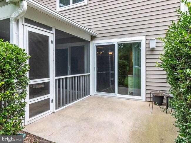 Building Photo - 38425 Mainsail Dr