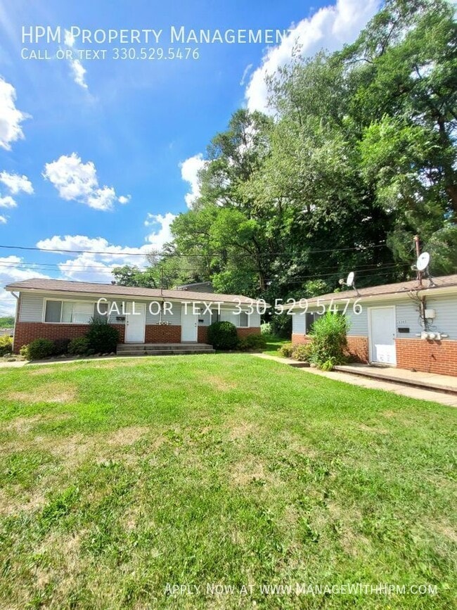 Building Photo - 2383 Newton-