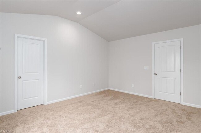 Building Photo - 4702 Hazelburn Dr