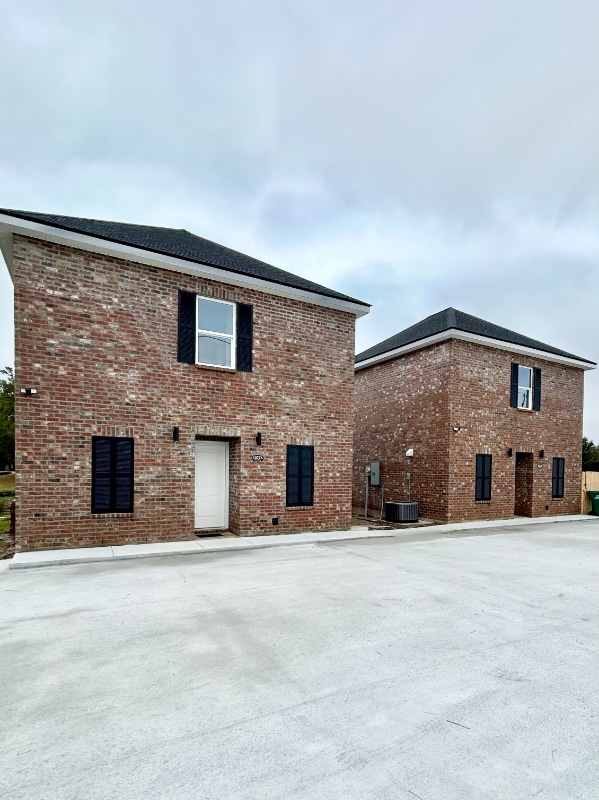 Building Photo - 1977 Bayou Rd