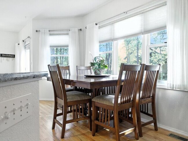 Building Photo - 18370 Lazy Summer Way