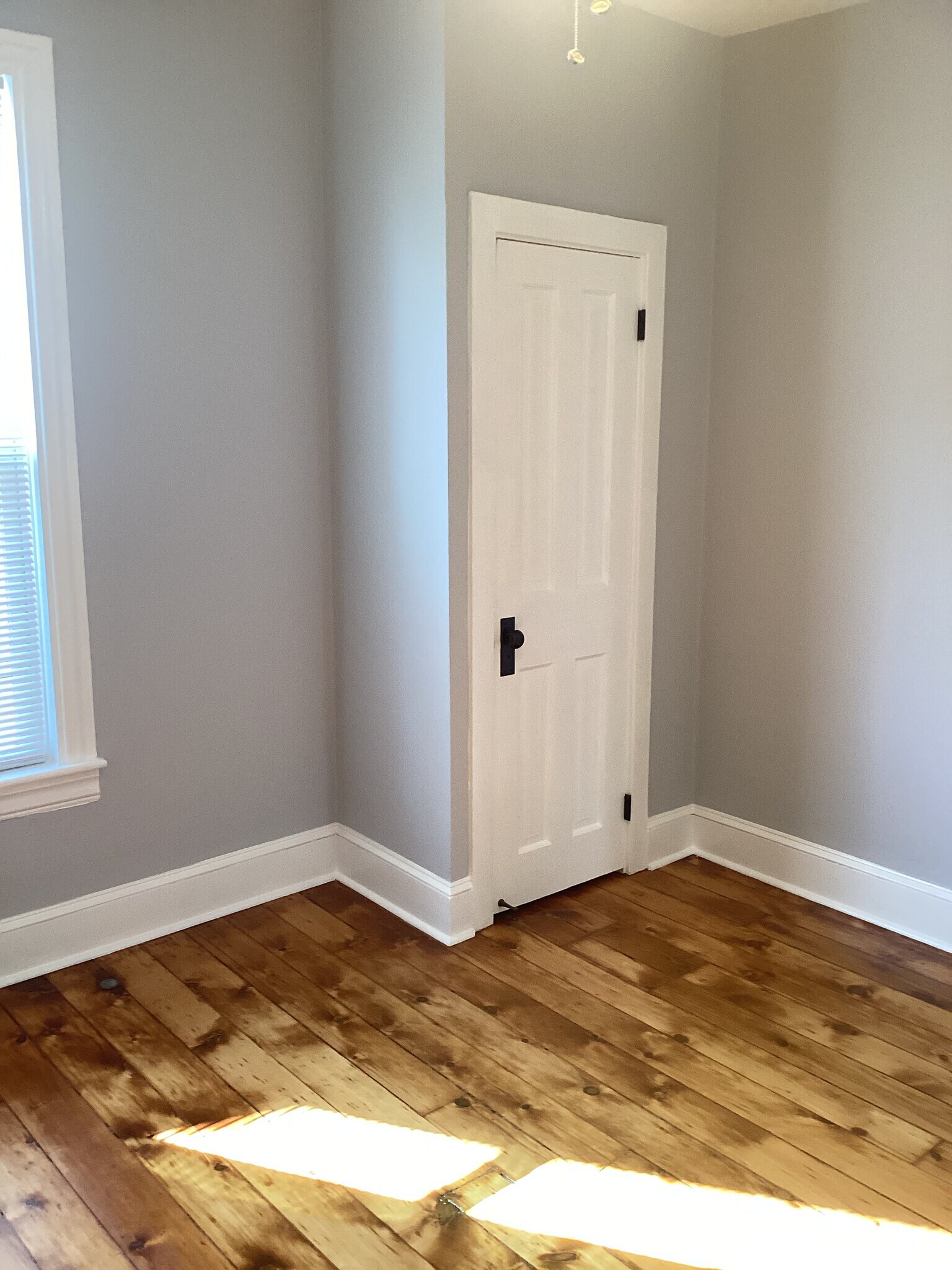 Building Photo - 244 W Main St