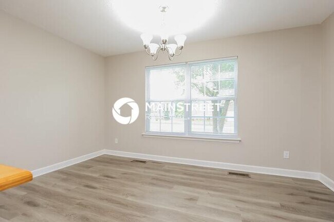 Building Photo - 3 Bedroom Pet-Friendly Home in HERMITAGE, TN with Main Street Renewal
