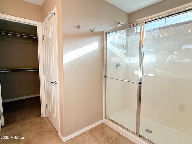 Building Photo - 2146 Scully Dr