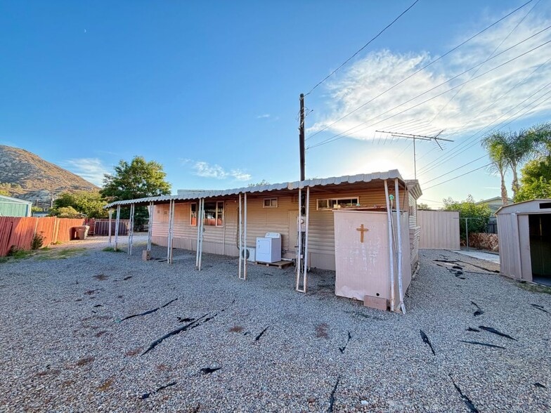 Building Photo - 31080 Fretwell Ave