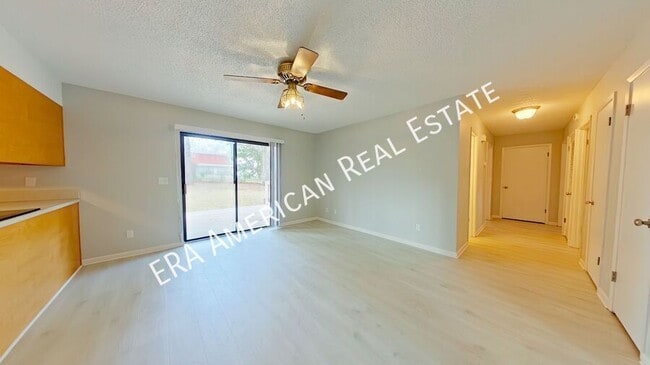 Building Photo - 411 31st St