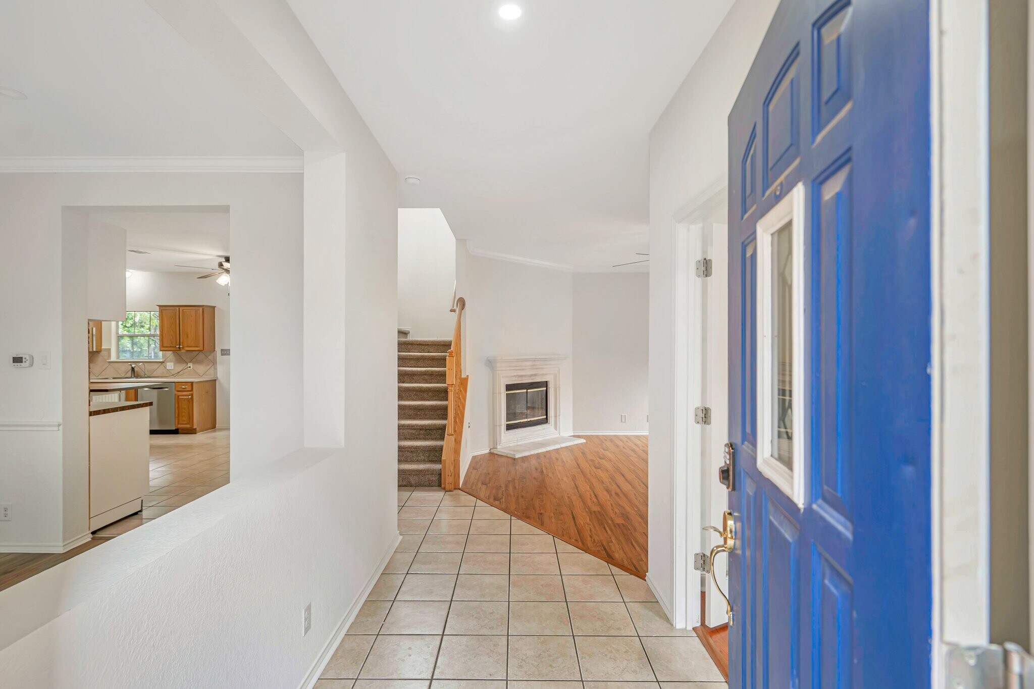 Building Photo - 1622 Abbey Ln