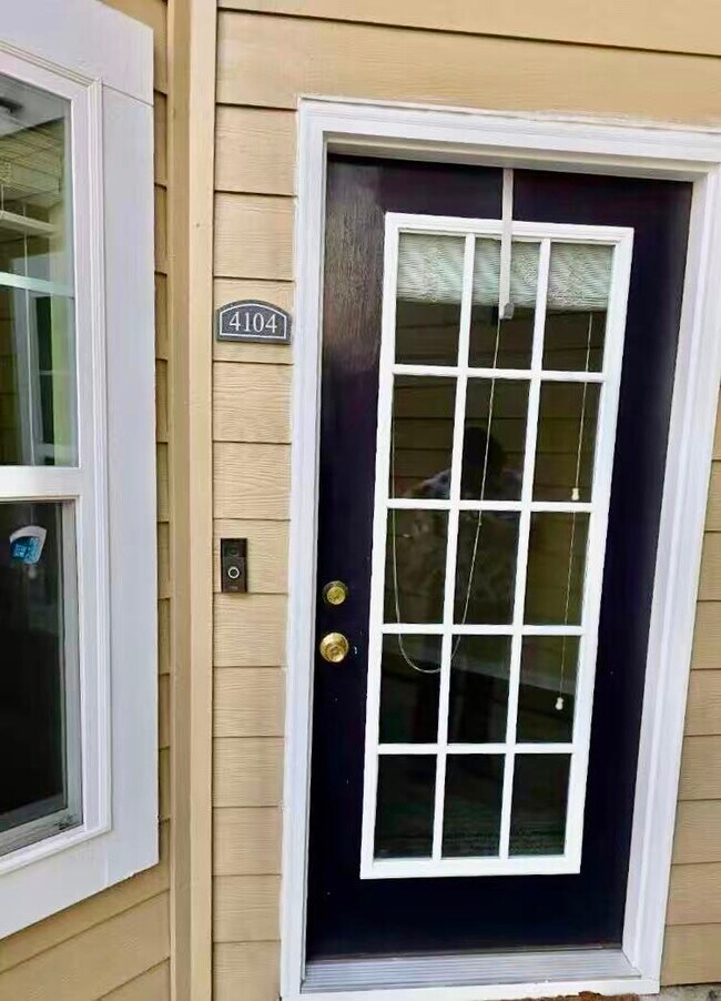 Primary Photo - 4104 Regency Ct